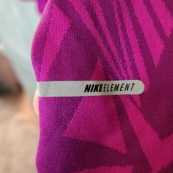 NIKE DRY FIT XS SOFT JACKET. - Picture 6 of 9